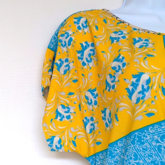 DONNA MORGAN for A PEA IN THE POD | Faux Wrap Yellow & Blue Maternity Dress - Picture 11 of 11